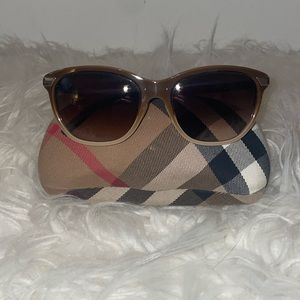 Burberry Sunglasses, B 4769-Q